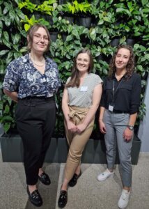 Fotografia z obrad sekcji konferencji naukowej Przestrzenie przekładu 8